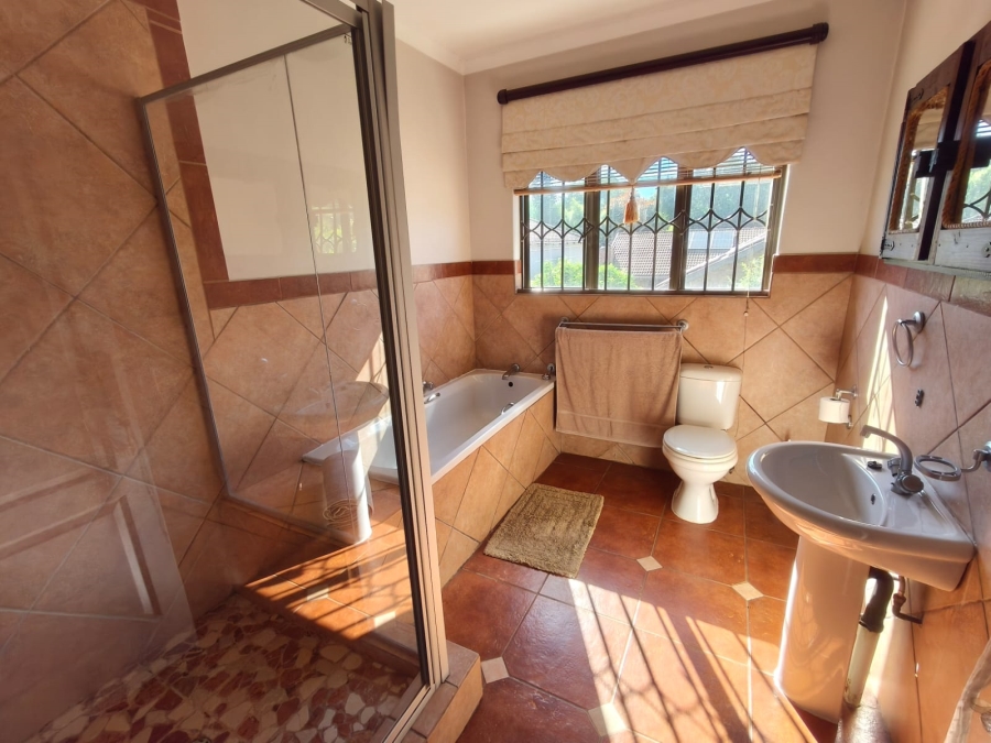 4 Bedroom Property for Sale in Safari Gardens North West